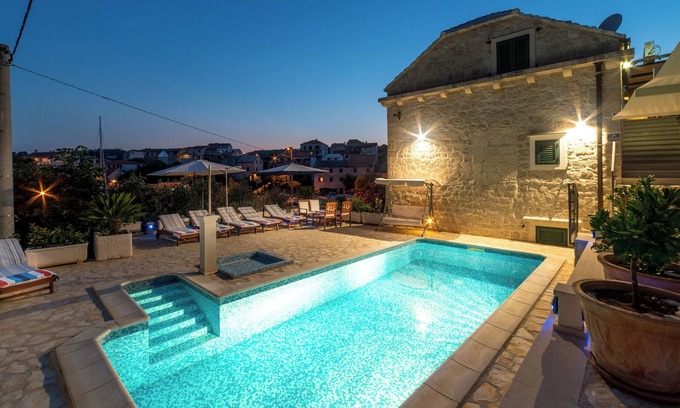 Sumartin House | Villa Vicko (V1991-K1) - Sumartin - island Brac