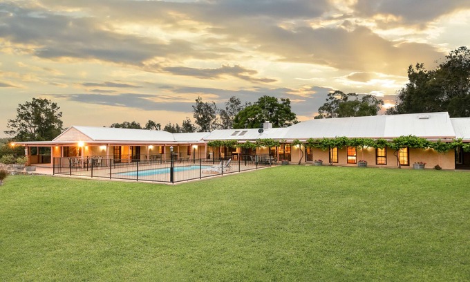 Pokolbin House | Villa Vigneto, formerly known as Gabriel's Paddock - Pokolbin, Hunter Valley