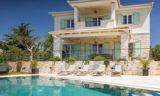 Diklici Villa | Villa Vita by Villas Guide