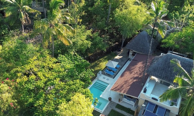 Watamu Villa | VILLA VITTORIA, private villa with pool and chef