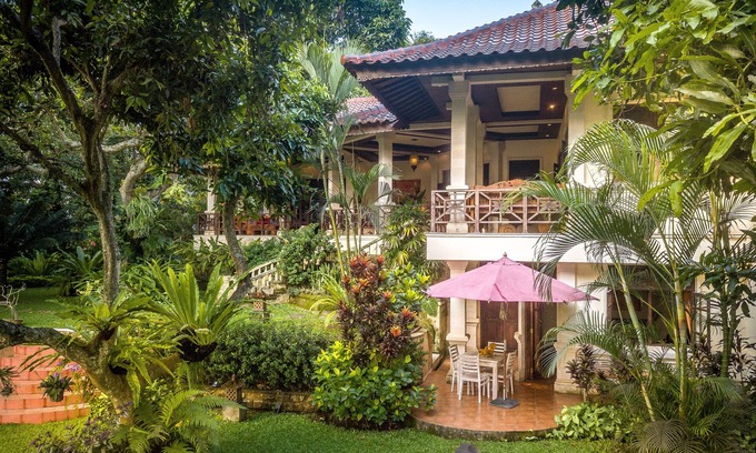 Rangdu Villa | Villa Wana: Wonderful luxury hideaway surrounded by nature