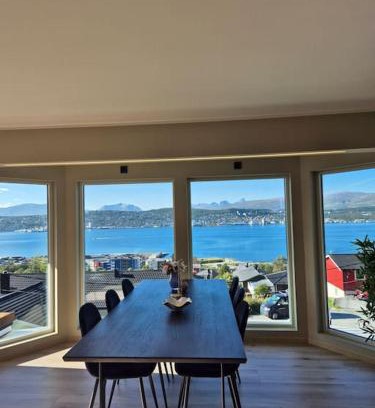 Tromso Apartment | Villa with amazing view! Free Parking
