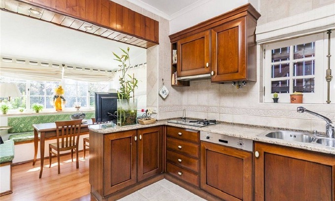 Torres Vedras House | Villa with pool 2 kms from the sea