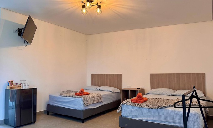 El Penol Ski Chalet | VILLA WITH POOL AND JACUZZI GUATAPE