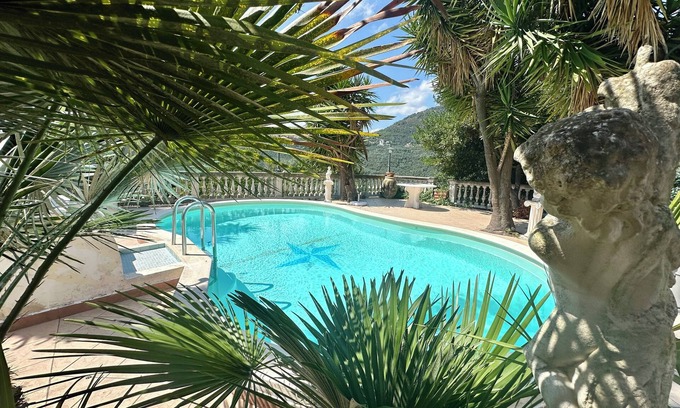 Chiusanico Villa | Villa with pool in a quiet hamlet among olive groves 8 km from the sea.