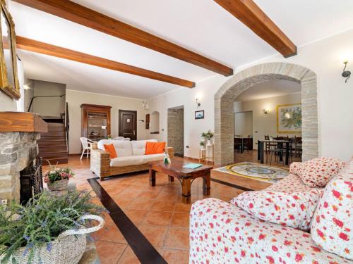 Albanella Villa | Villa with Pool Near Paestum