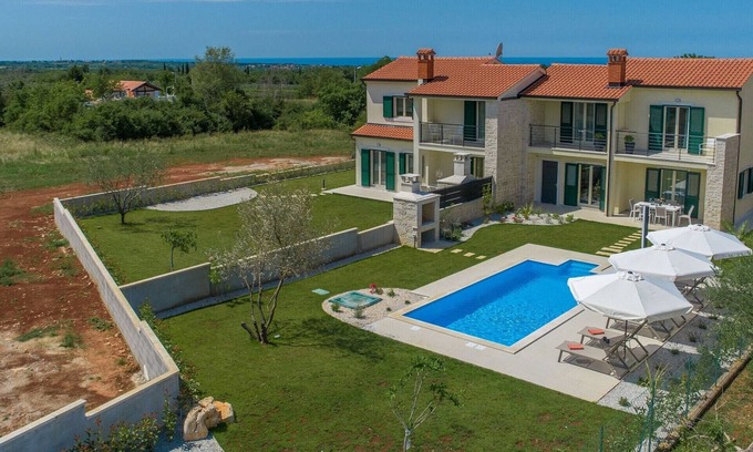 Labinci Cabin | Villa with private pool in a quiet location with garden and grill