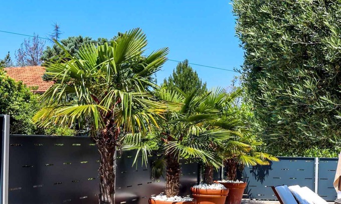 Milcetici Villa | Villa with sea view and pool with two separate apartments