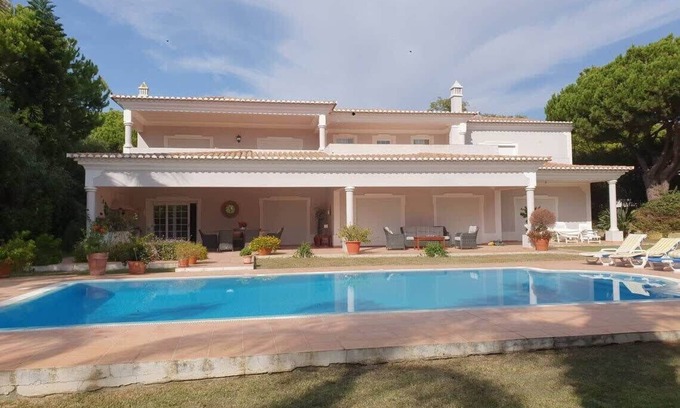 Vale do Garrao Villa | Villa Zarana, fantastic house in Salinas