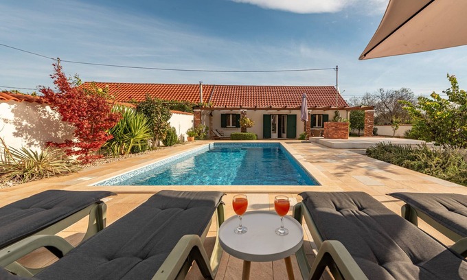 Skabrnja Villa | Villa Zdravko ZadarVillas