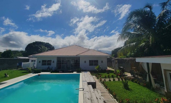 Sector 2 Villa | VillaRita a un minuto del mar y cerca de los mejores ríos de la costa norte.