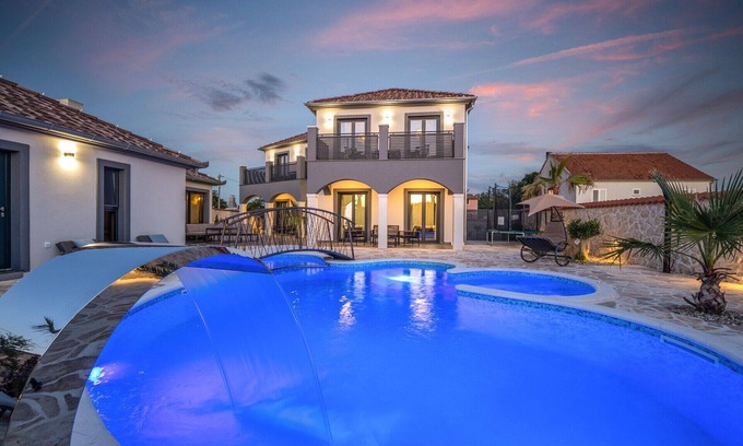 Murvica Villa | Villas Dalmatinac & Dalmatinka with heated pools