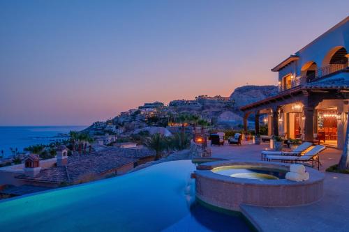 Palmilla Villa | Villas Del Mar Fully Staffed and access to Golf & Palmilla Dunes Club