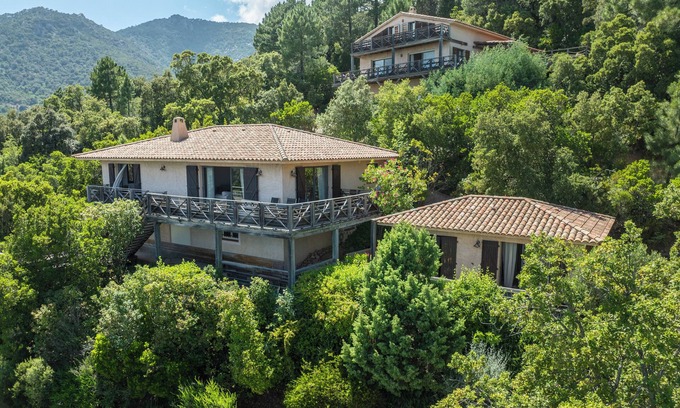 Porto-Vecchio House | Villas in the heart of nature with 180° views