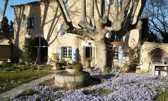 Villeneuve-les-Avignon Cabin | Villeneuve lez Avignon, in the countryside, pretty pavilionT2 40m2.