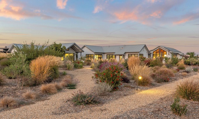 Sonoma House | Vineyard Farmhouse Estate with pool & pickleball