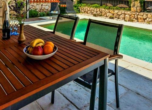 Dramalj Apartment | Vintage Residence Dramalj, pool self-use