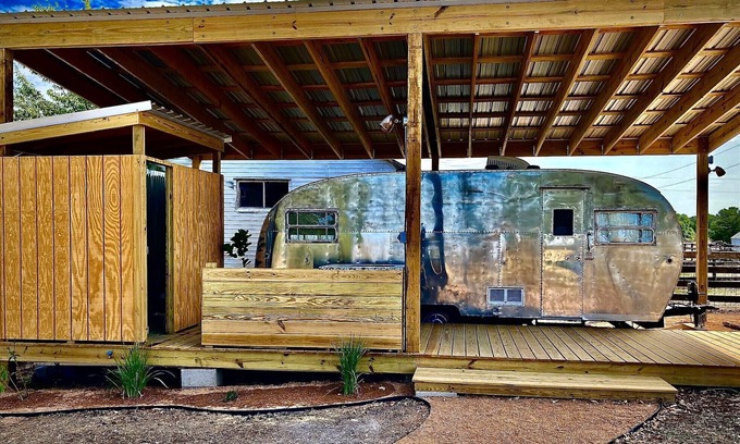 Burton House | Vintage RV and outdoor space minutes from Round Top and Brenham!