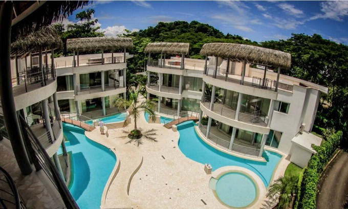 Buenos Aires House | VIP All Inclusive - #1 Bachelor Party Rental - 100% Party Friendly - Best Man !
