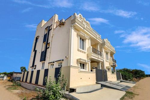 Tirupati Villa | Vista Villa stays