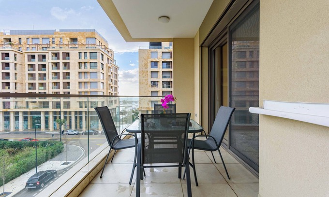 Dbayeh Apartment | Viva 3-BR Apt in Waterfront Dbayeh