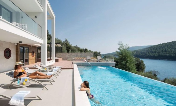 Duga Luka House | Vlastelini II by Interhome