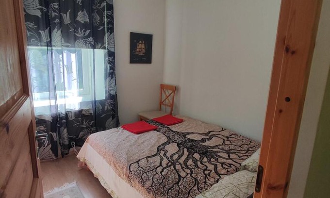 Suuresadama Apartment | Vormsi ohvitseride maja korter nr 7