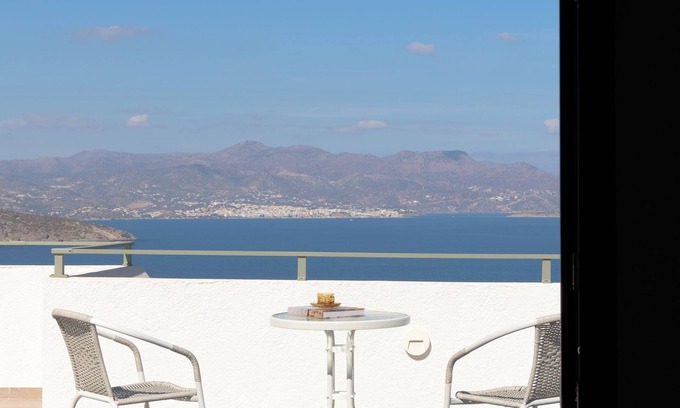 Istron Apartment | Voulisma Hills Studio 3, By Ideal Stay Experience