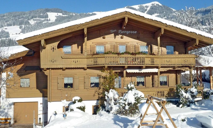 Hopfgarten Markt Apartment | Vrbo Property