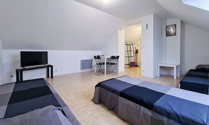 Les Templiers Apartment | Vrbo Property