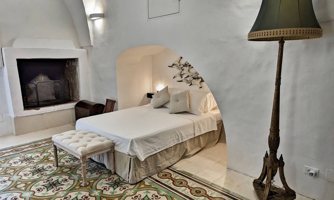 Tuglie Apartment | Vrbo Property