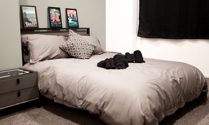 Upton House | Vrbo won’t remove this listing. Do not book.