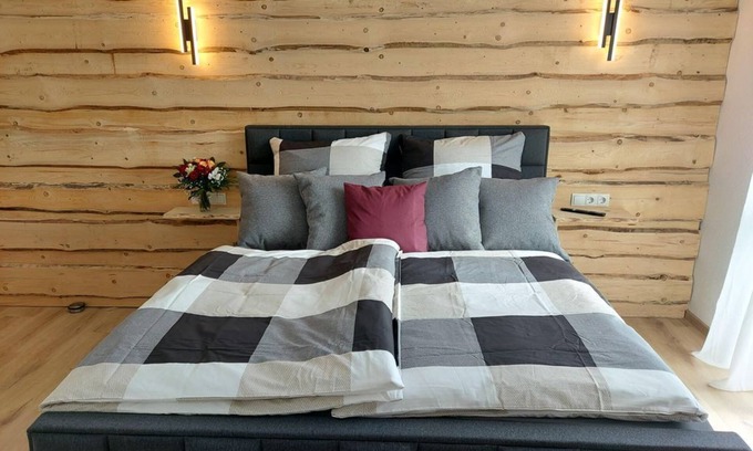 Lutzerath Apartment | Vulkaneifelchalet - 4-bed vacation apartment Vulkaneifelchalet