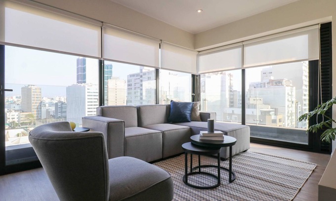 Reducto Apartment | w Divine 3BR w Balcony Near Larcomar