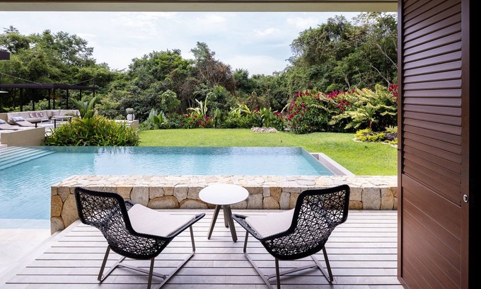 Anapoima Apartment | w Mind-blowing 4BR Villa w Pool at Mesa de Yeguas
