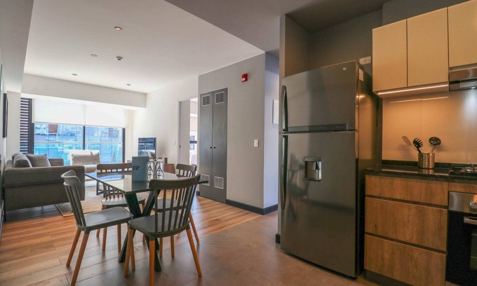 San Isidro Centro Financiero Apartment | w*| Resplendent 2BR w/Great Balcony in San Isidro