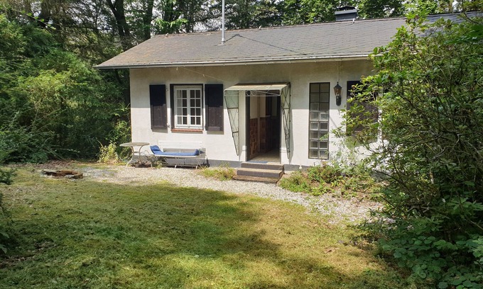 Farschweiler House | Waldhaus Aus-zeit Hunsrück Hochwald: Genuss, Kunst, Stille