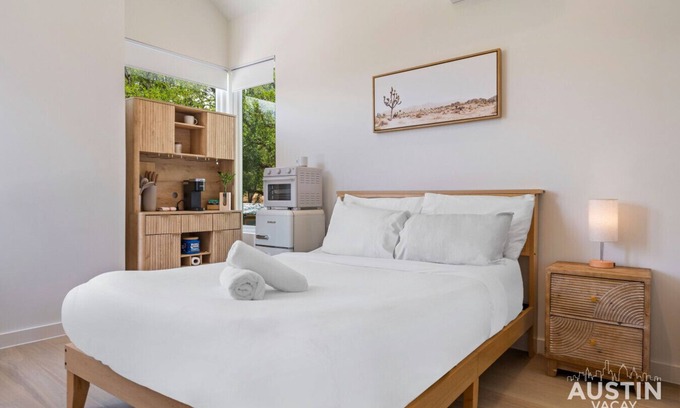 MLK Apartment | Waldorf #2B xxxxxxxx