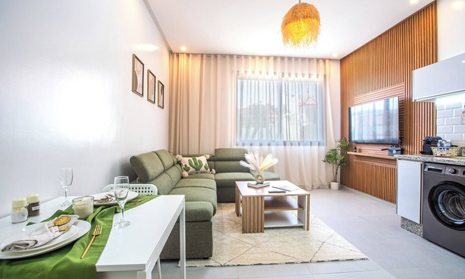 Imi Ouaddar Apartment | Walk to Beach & 10mn to Taghazout, Remote Work, AC & Free Parking