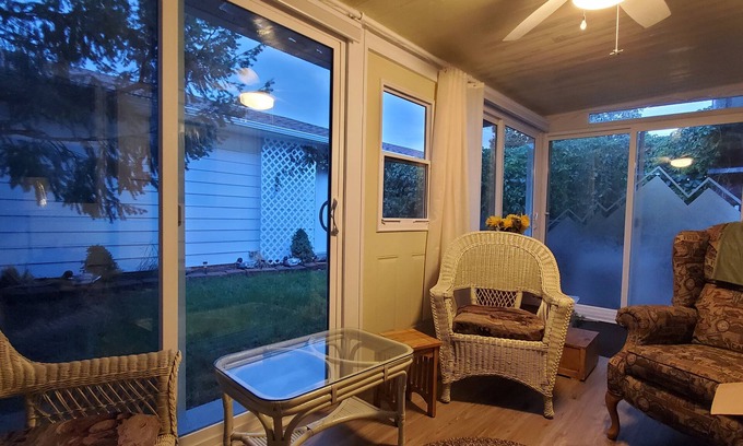 Cheyenne House | WALK to Cheyenne Frontier Days