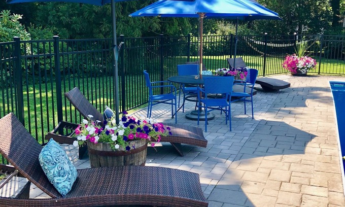Southold House | Walk to Sandy Beach & Town! Heated Saltwater Pool. Scroll to bottom CONTACT HOST