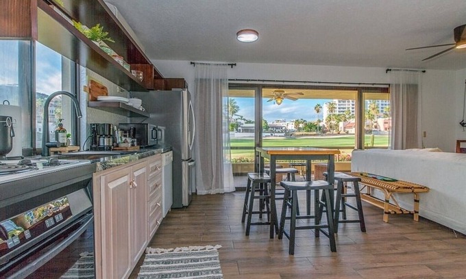 Downtown San Jose del Cabo Condo | Walk to the Beach - BEAUTIFUL Spacious 2 BD Condo