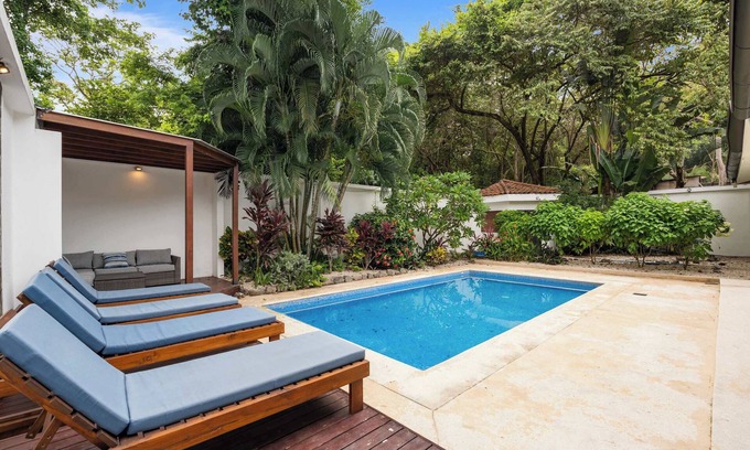 Playa Grande Villa | Walk to the Beach | Playa Grande Oasis | Sleeps 10
