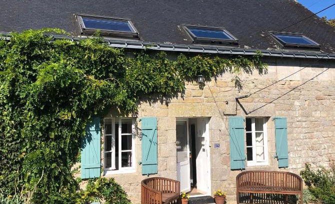 Guermeur House | Walnut Tree Gite Brittany