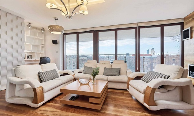 Krzyki Apartment | Walońska 7 Wrocław | Stylish Apartment with a View of Wrocław | Parking & Air Co