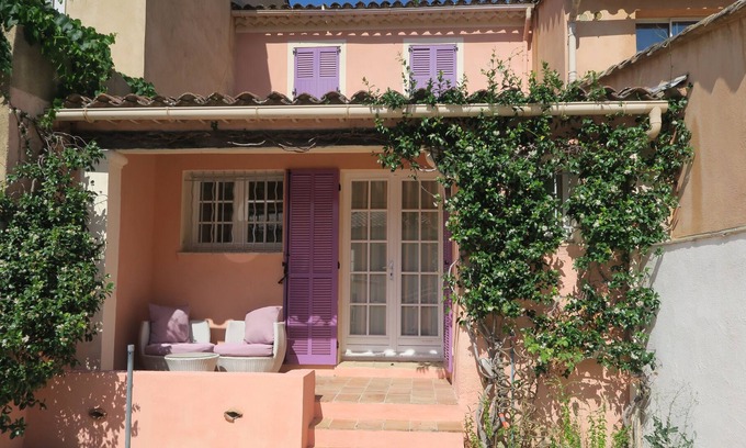 La Mole House | Warm, Cosy Home In Lovely Village Of Provence