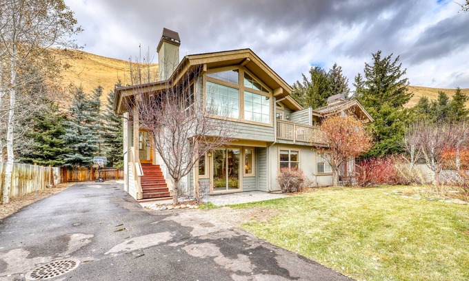 Warm Springs House | Warm Springs home w/private hot tub & breathtaking ski views of Bald Mountain!
