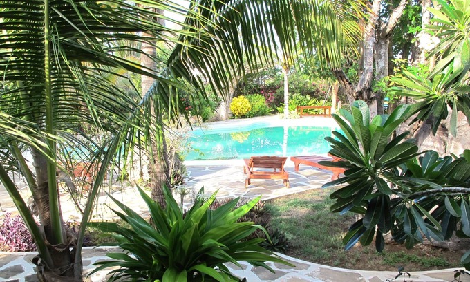 Watamu Villa | Watamu Villa With Service Personnel