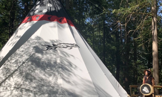 Laidlaw House | Water front teepee