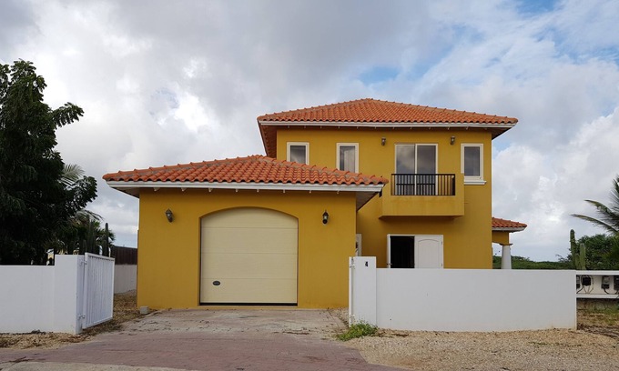 Tera Kora Villa | Water front villa on lagoon/island with private pool, garden, boatdeck